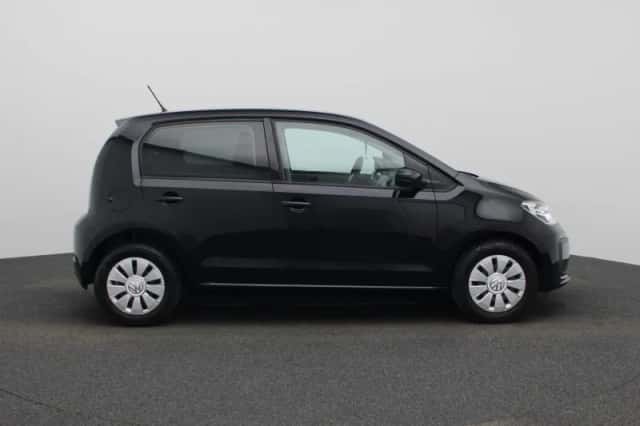 Volkswagen Up! (2018) thumbnail 6