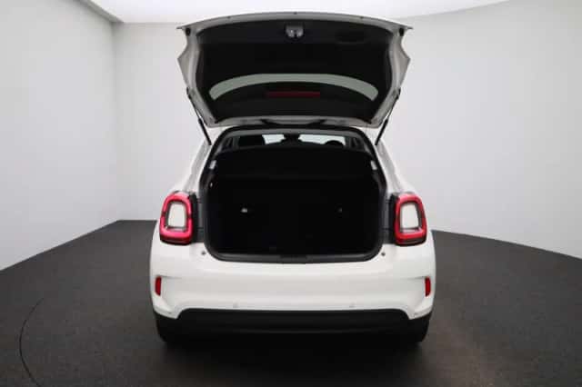 Fiat 500X (2022) thumbnail 11