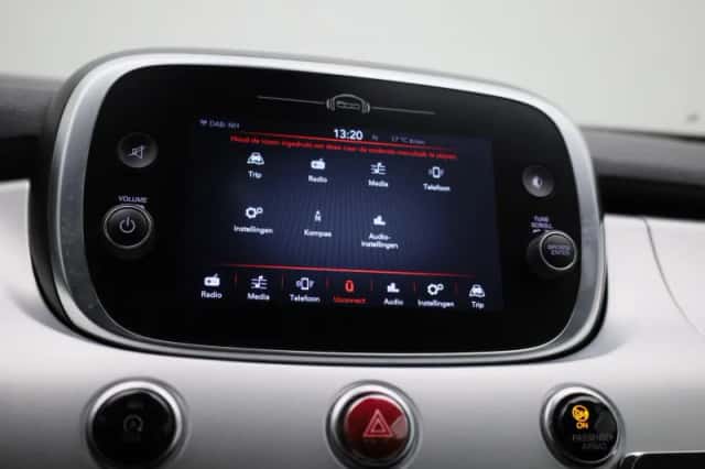 Fiat 500X (2022) thumbnail 22