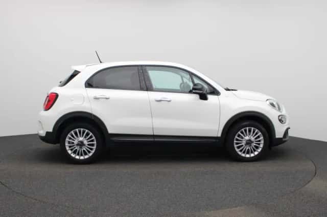 Fiat 500X (2022) thumbnail 6