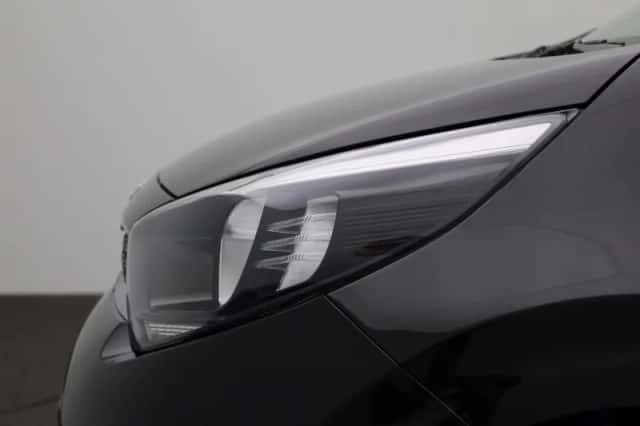 Kia Picanto (2022) thumbnail 15
