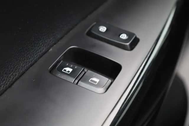 Kia Picanto (2022) thumbnail 24