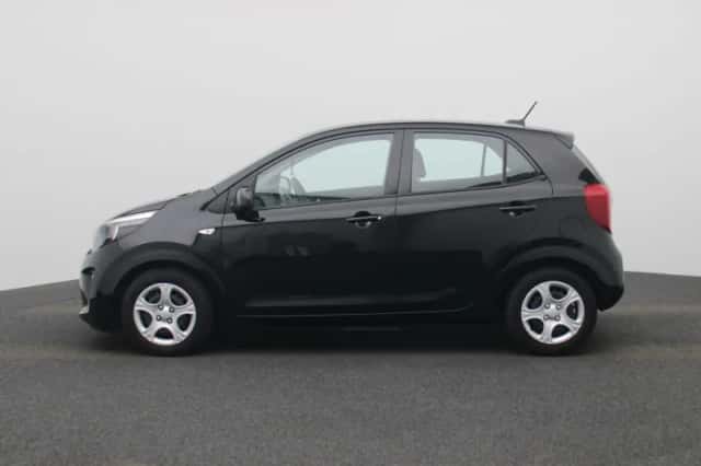 Kia Picanto (2022) thumbnail 4