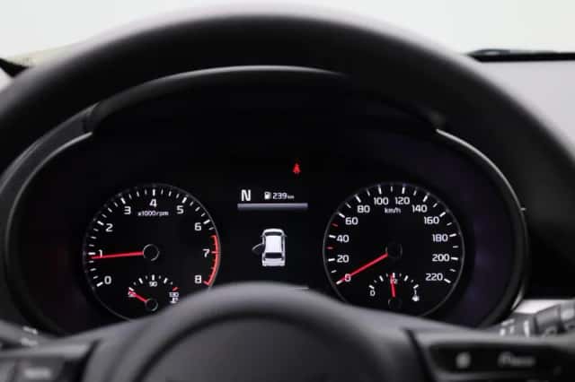 Kia Picanto (2022) thumbnail 8