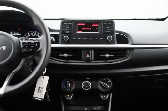 Kia Picanto (2022) thumbnail 9