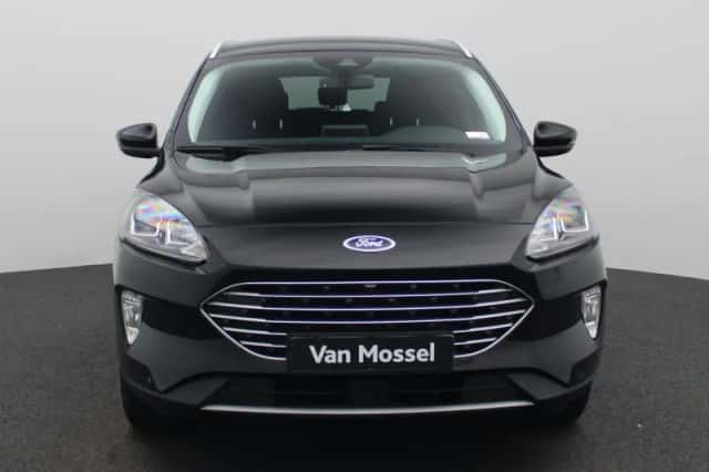 Ford Kuga (2023) thumbnail 3
