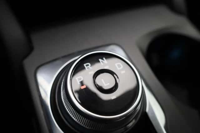 Ford Kuga (2023) thumbnail 24