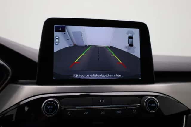 Ford Kuga (2023) thumbnail 25