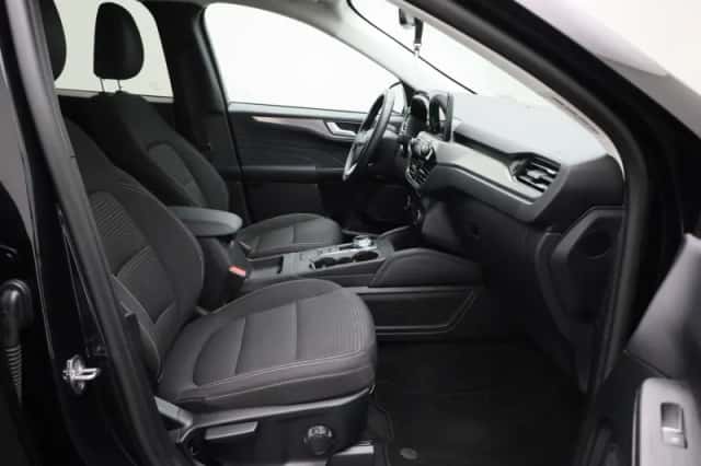 Ford Kuga (2023) thumbnail 30