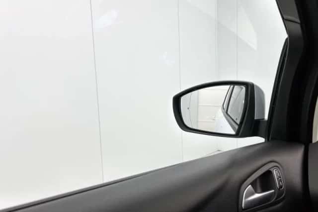 Ford C-Max (2018) thumbnail 16