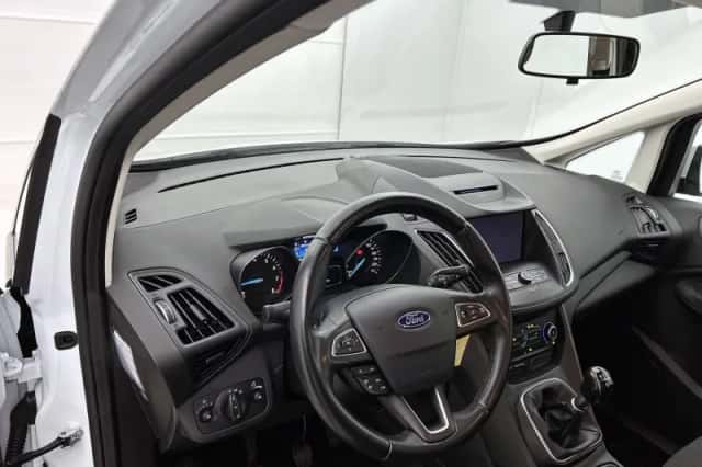 Ford C-Max (2018) thumbnail 17