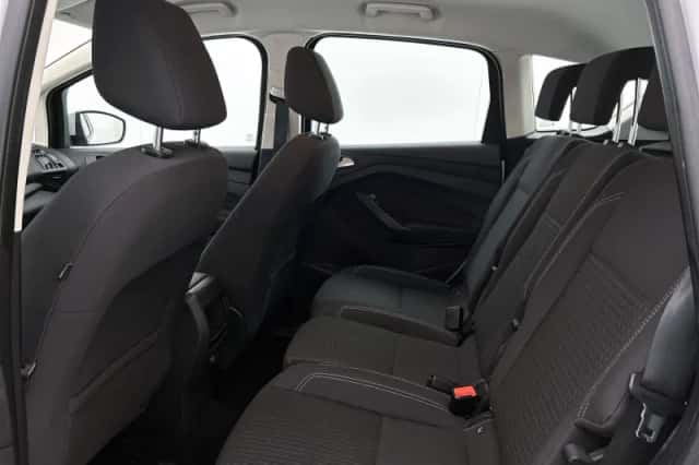 Ford C-Max (2018) thumbnail 26