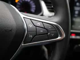 Renault Captur thumbnail 16