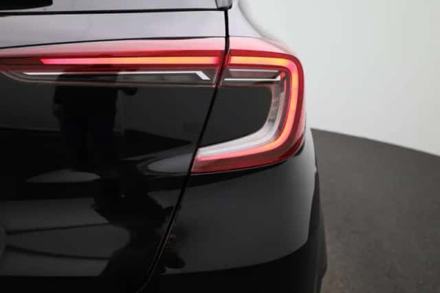 Renault Captur (2023) thumbnail 28