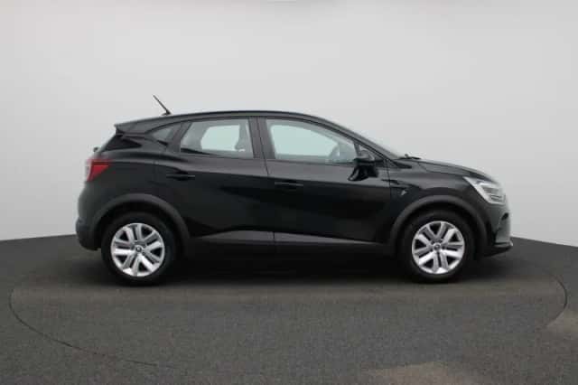 Renault Captur (2023) thumbnail 6