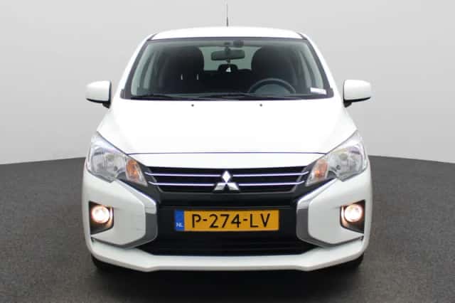Mitsubishi Space Star (2022) thumbnail 3