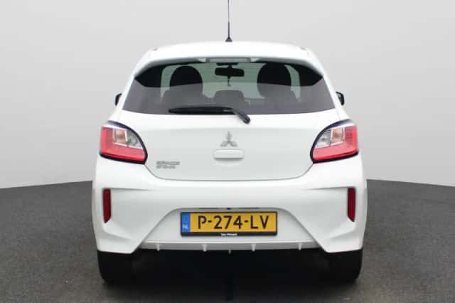 Mitsubishi Space Star (2022) thumbnail 5