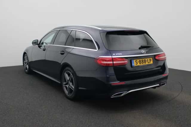 Mercedes-Benz E-Klasse (2023) thumbnail 2