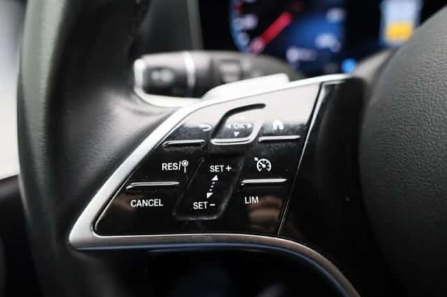 Mercedes-Benz E-Klasse (2023) thumbnail 18