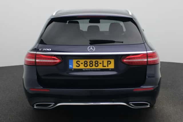 Mercedes-Benz E-Klasse (2023) thumbnail 5