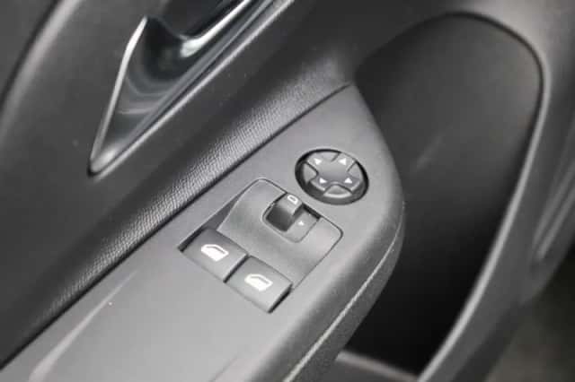 Opel Corsa (2022) thumbnail 27