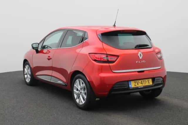 Renault Clio (2019) thumbnail 2