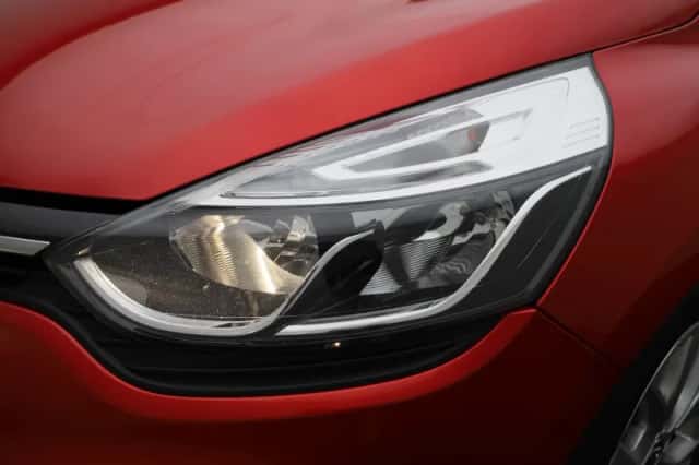 Renault Clio (2019) thumbnail 15