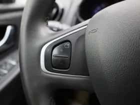 Renault Clio thumbnail 18