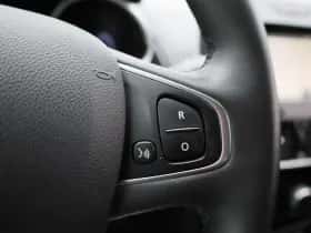 Renault Clio thumbnail 19