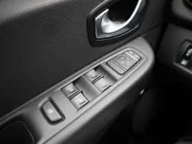 Renault Clio thumbnail 23