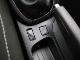 Renault Clio thumbnail 27