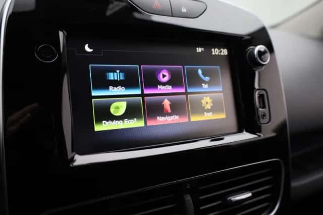 Renault Clio (2019) thumbnail 30