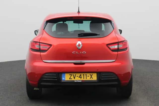 Renault Clio (2019) thumbnail 5