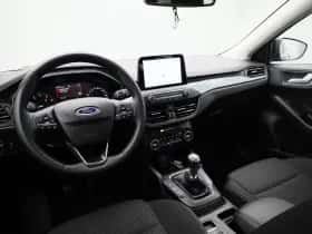 Ford Focus thumbnail 7