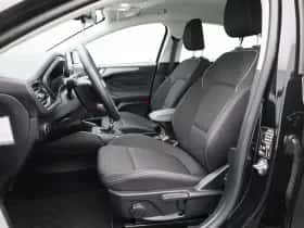 Ford Focus thumbnail 10