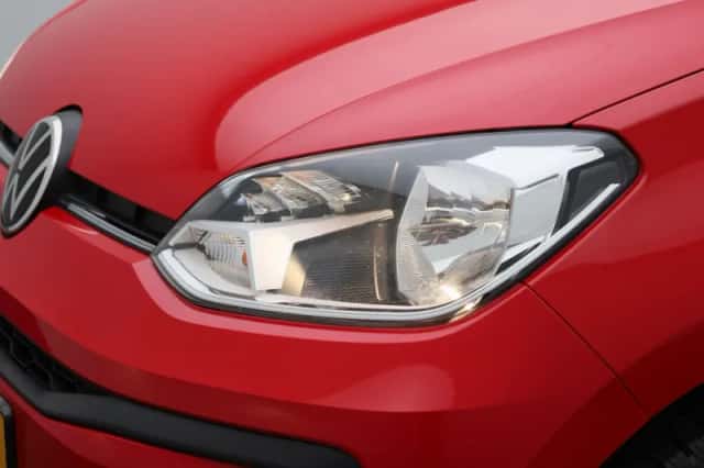 Volkswagen Up! (2020) thumbnail 12