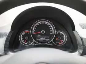 Volkswagen Up! (2020) thumbnail 13