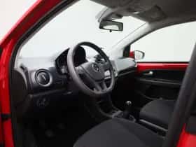 Volkswagen Up! (2020) thumbnail 23
