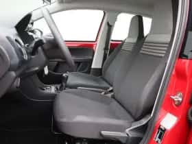 Volkswagen Up! thumbnail 8