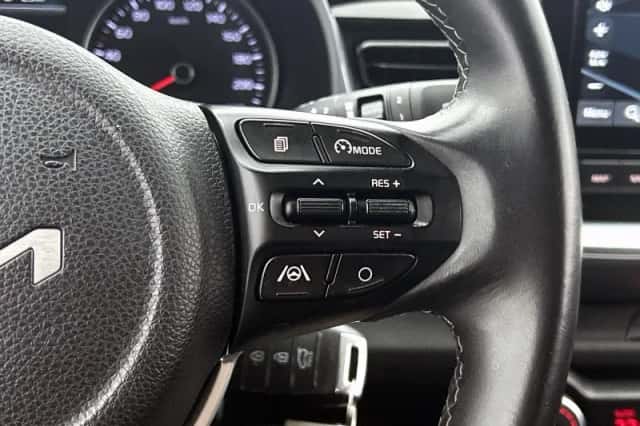 Kia Stonic (2023) thumbnail 6