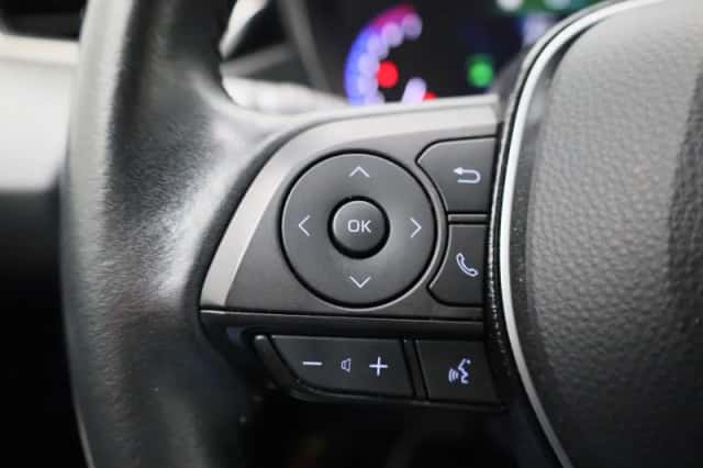 Toyota Corolla (2021) thumbnail 18