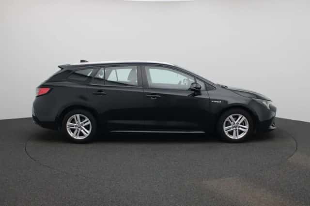 Toyota Corolla (2021) thumbnail 6
