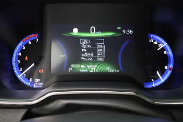 Toyota Corolla (2021) thumbnail 8