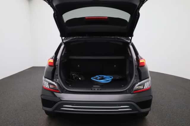 Hyundai Kona (2023) thumbnail 11