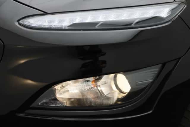 Hyundai Kona (2023) thumbnail 14