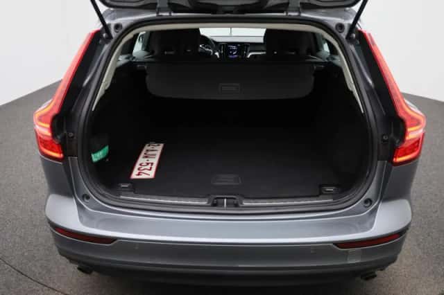 Volvo V60 (2021) thumbnail 11