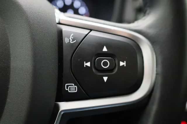 Volvo V60 (2021) thumbnail 15