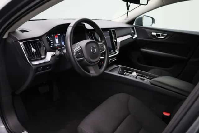 Volvo V60 (2021) thumbnail 25