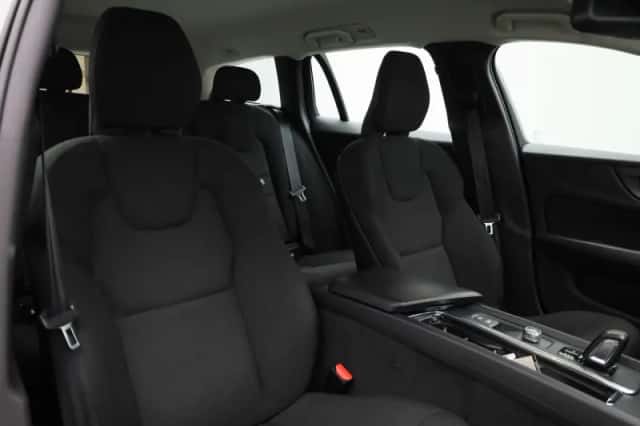 Volvo V60 (2021) thumbnail 30