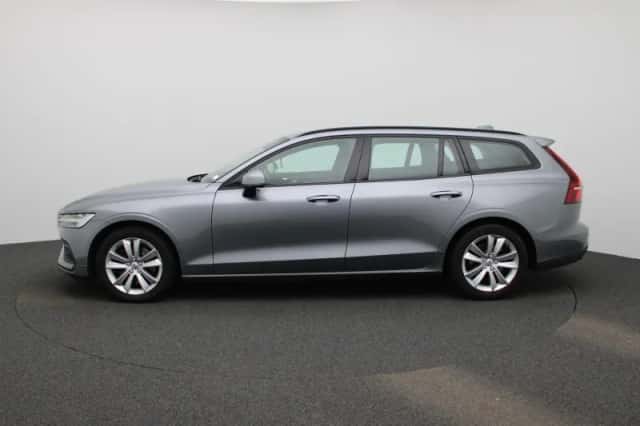 Volvo V60 (2021) thumbnail 4